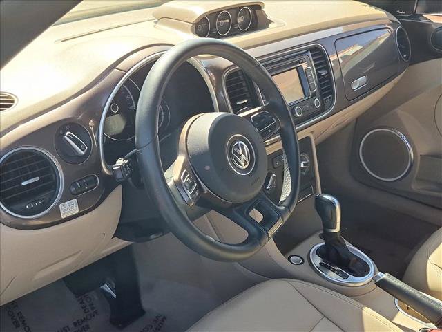 Used 2014 Volkswagen Beetle TDI FWD image 10