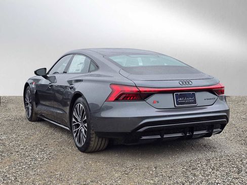 New 2026 Audi S e-tron GT Prestige image 5