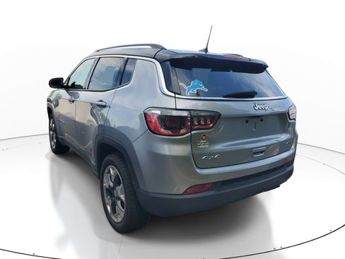 Used 2019 Jeep Compass Limited w/ Advanced Safety Group AWD/4WD image 10