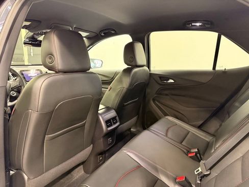 Used 2022 Chevrolet Equinox RS w/ RS Leather Package FWD image 21