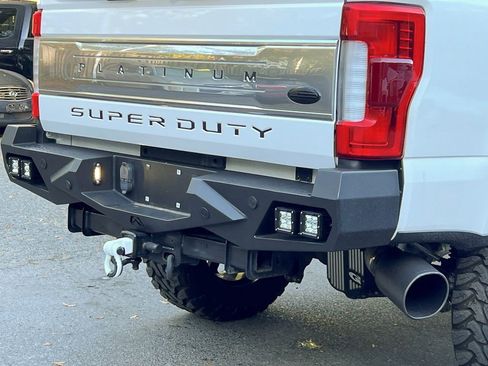 Used 2019 Ford F250 Platinum w/ Platinum Ultimate Package image 6