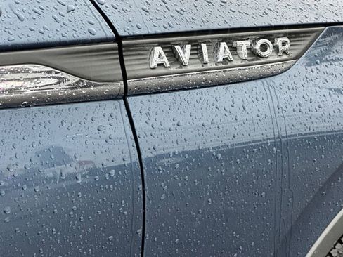 Used 2020 Lincoln Aviator Reserve w/ Equipment Group 202A image 27