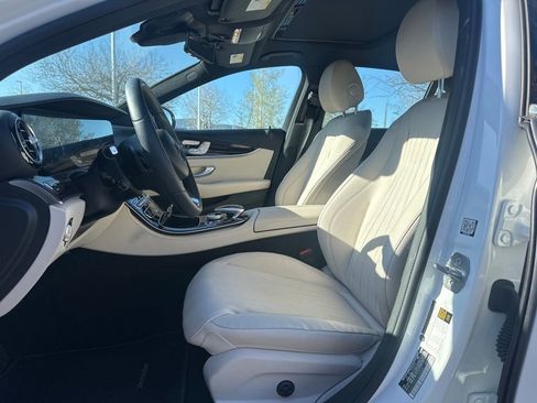 Used 2018 Mercedes-Benz E 300 4MATIC image 10