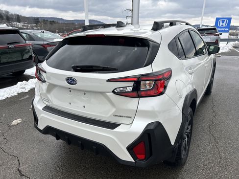 Used 2024 Subaru Crosstrek 2.0i Premium image 7