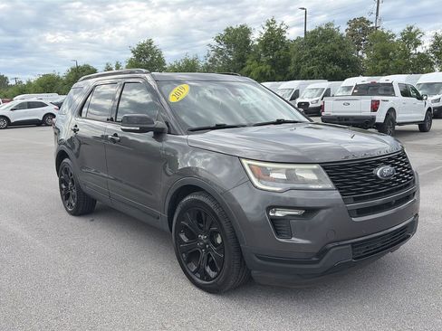 Used 2019 Ford Explorer Sport w/ Equipment Group 401A AWD/4WD image 9