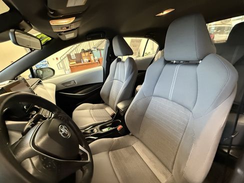 Used 2022 Toyota Corolla SE image 10