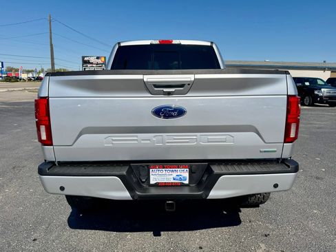 Used 2018 Ford F150 Lariat w/ Equipment Group 502A Luxury AWD/4WD image 4