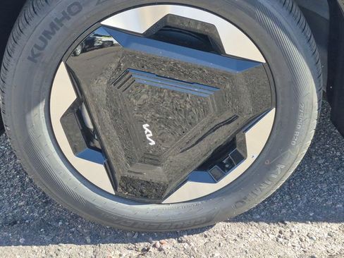 New 2026 Kia EV9 Land image 19