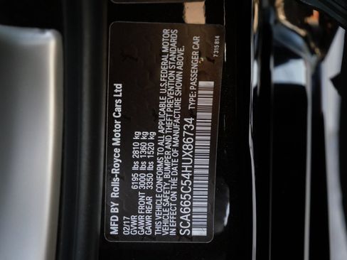 Used 2017 Rolls-Royce Wraith image 33