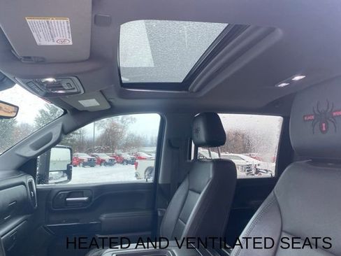 Used 2020 Chevrolet Silverado 2500 LTZ w/ LTZ Premium Package image 16