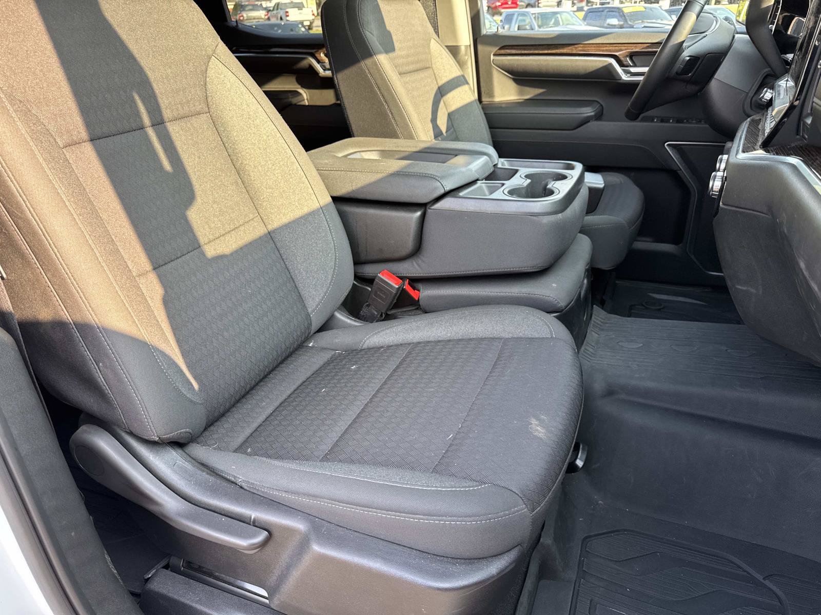 Used 2023 GMC Sierra 1500 SLE AWD/4WD image 24