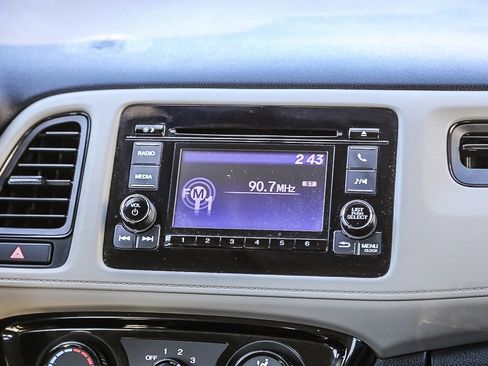 Used 2022 Honda HR-V LX image 14