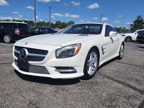 Used 2013 Mercedes-Benz SL 550 image 2