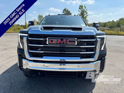 New 2025 GMC Sierra 2500 SLE w/ SLE Value Package; image 9