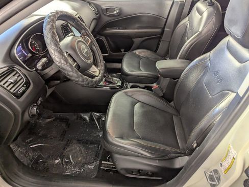 Certified 2018 Jeep Compass Limited w/ Navigation Group image 10