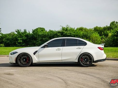 Used 2021 BMW M3 MANUAL w/ M Carbon Exterior Package image 12