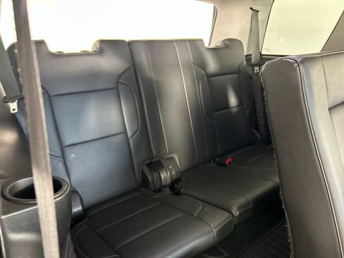 Used 2018 GMC Yukon SLT w/ Premium Edition AWD/4WD image 36