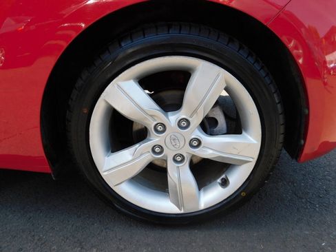 Used 2014 Hyundai Veloster w/ Style Package 02 FWD image 22