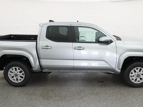 New 2026 Toyota Tacoma SR5 AWD/4WD image 11