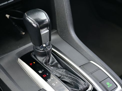 Used 2021 Honda Civic Sport image 26