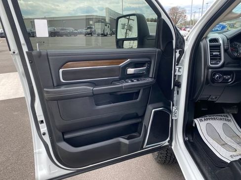 Used 2024 RAM 2500 Laramie w/ Safety Group AWD/4WD image 13