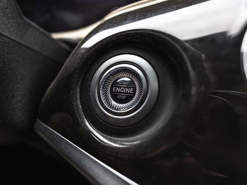 Used 2020 Mercedes-Benz S 560 Sedan image 20
