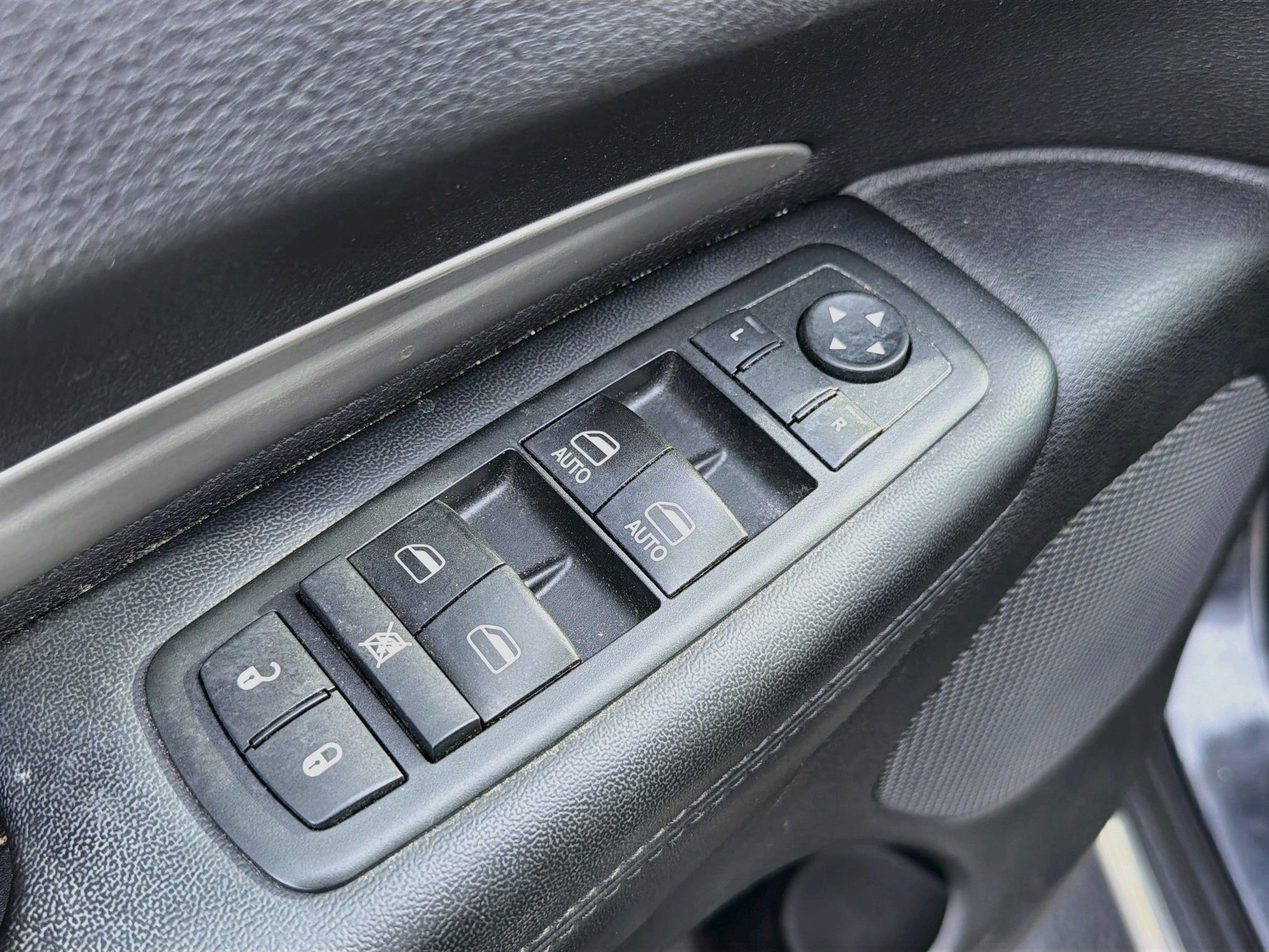 Used 2013 Dodge Durango SXT AWD/4WD image 11