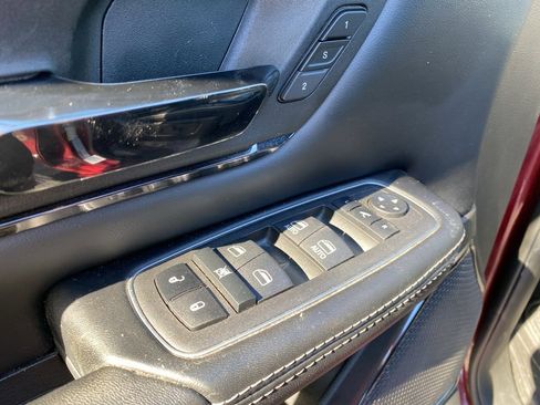 Used 2022 RAM 1500 Limited w/ Body-Colour Bumper Group image 9