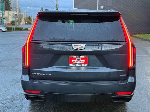 Used 2022 Cadillac Escalade Sport Platinum w/ Heavy-Duty Trailer Package AWD/4WD image 6