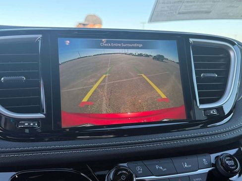 New 2026 Chrysler Pacifica Select image 33