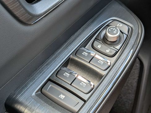 Used 2026 Subaru Outback Wilderness AWD/4WD image 23