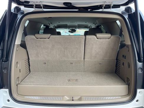 Used 2017 GMC Yukon SLT image 26