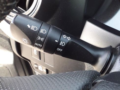 Used 2022 Toyota Tacoma TRD Off-Road AWD/4WD image 22