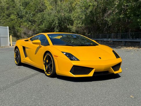 Used 2011 Lamborghini Gallardo LP 560-4 AWD/4WD image 16