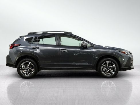 Used 2024 Subaru Crosstrek 2.0i Premium AWD/4WD image 6