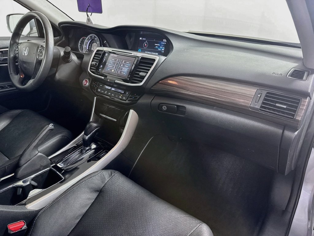 Used 2016 Honda Accord EX-L image 36