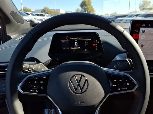 New 2026 Volkswagen ID.4 Pro S image 18