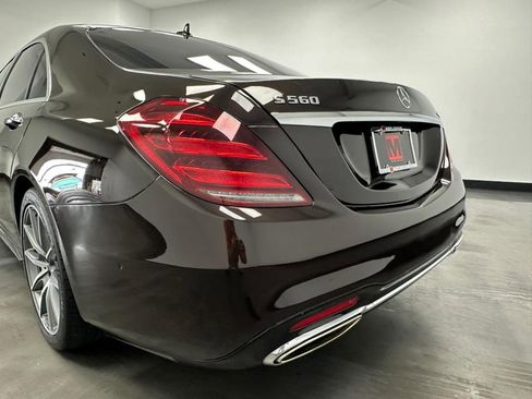 Used 2018 Mercedes-Benz S 560 S 560 4MATIC Sedan w/ AMG Line Exterior image 24