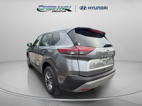 Used 2023 Nissan Rogue S AWD/4WD image 5