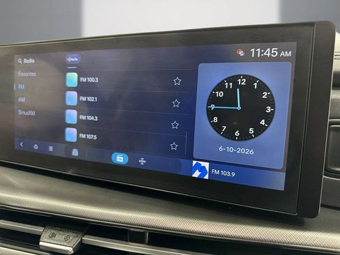 Used 2024 Hyundai Santa Fe SEL FWD image 21