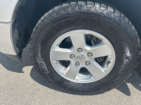 Used 2011 RAM 1500 Big Horn AWD/4WD image 11