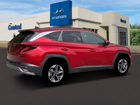 New 2026 Hyundai Tucson SEL image 8