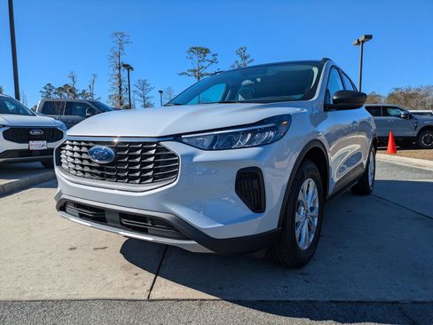 New 2026 Ford Escape Active w/ Active Premium Tech Pack image 9