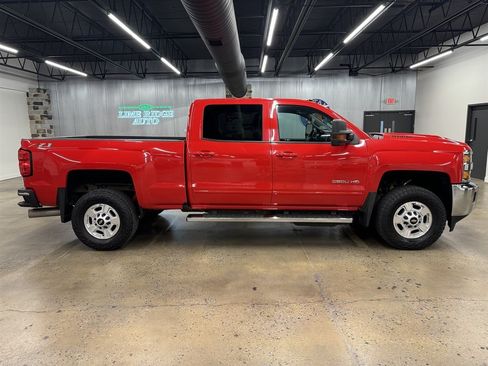 Used 2018 Chevrolet Silverado 2500 LT w/ LT Convenience Package AWD/4WD image 15