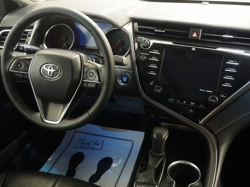 Certified 2018 Toyota Camry XSE image 29