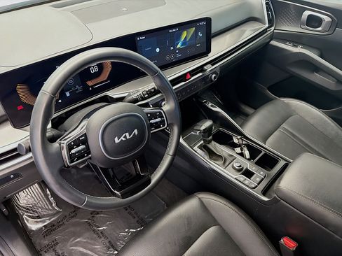 Used 2025 Kia Sorento S w/ Panoramic Sunroof Package FWD image 7