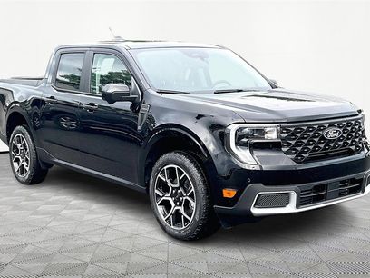 New 2025 Ford Maverick Lariat w/ 4K Tow Package