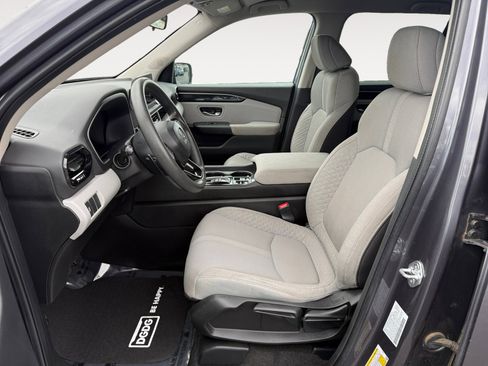 Certified 2023 Honda Pilot LX image 10