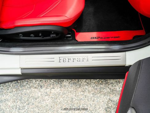 Used 2019 Ferrari 812 Superfast image 54
