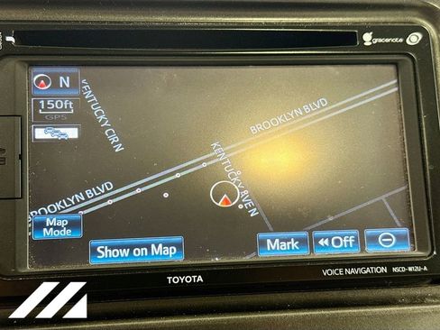 Used 2014 Toyota Sienna XLE w/ Entertainment Package image 15